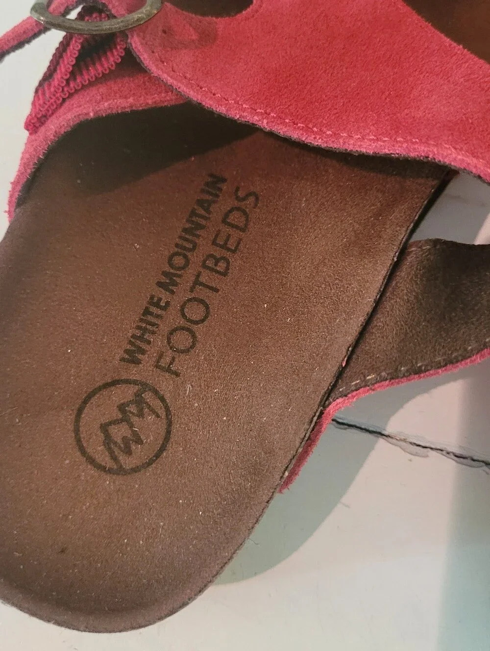White Mountain Suede Sandal - Perfect Condition!
